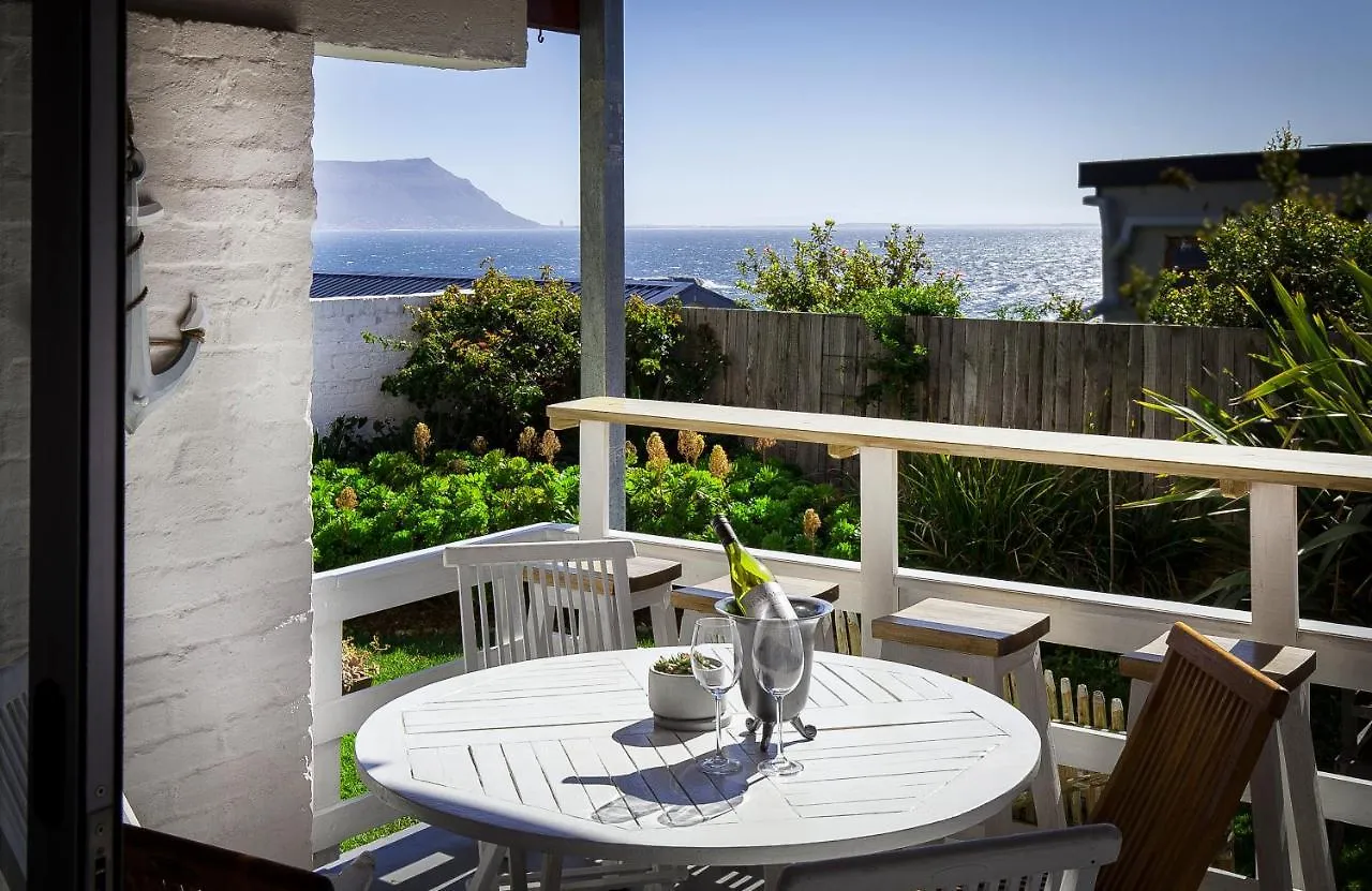 Apartment Penguins View Guesthouse Simon's Town